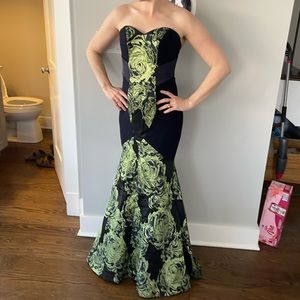Theia Strapless Gown : Black, green and navy